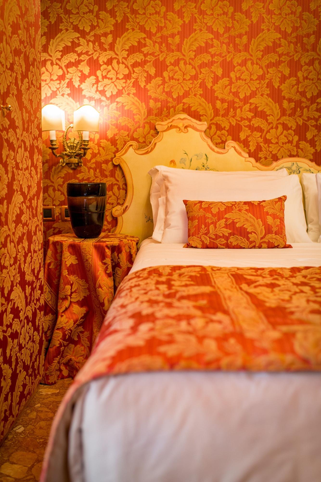 Hotel Santo Stefano Венеция Екстериор снимка