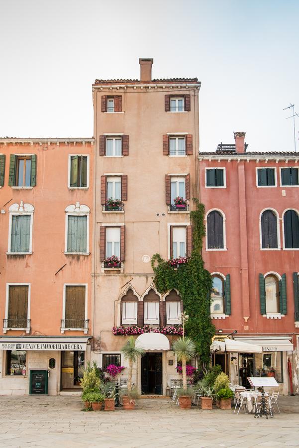 Hotel Santo Stefano Венеция Екстериор снимка